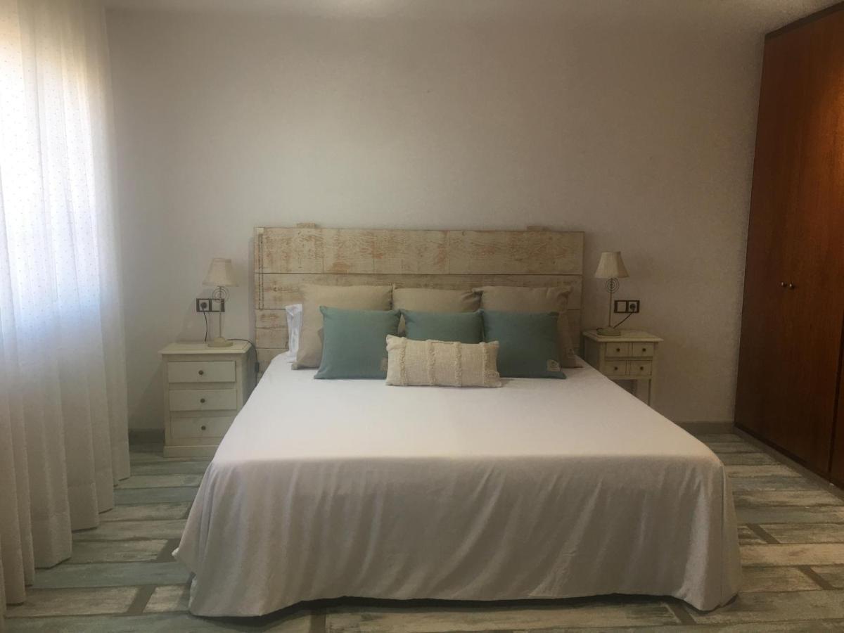 Piscina De Sal Barbacoa Wifi, Parking Gratis, 3 Min Pga Casa El Roble Villa Girona Ngoại thất bức ảnh