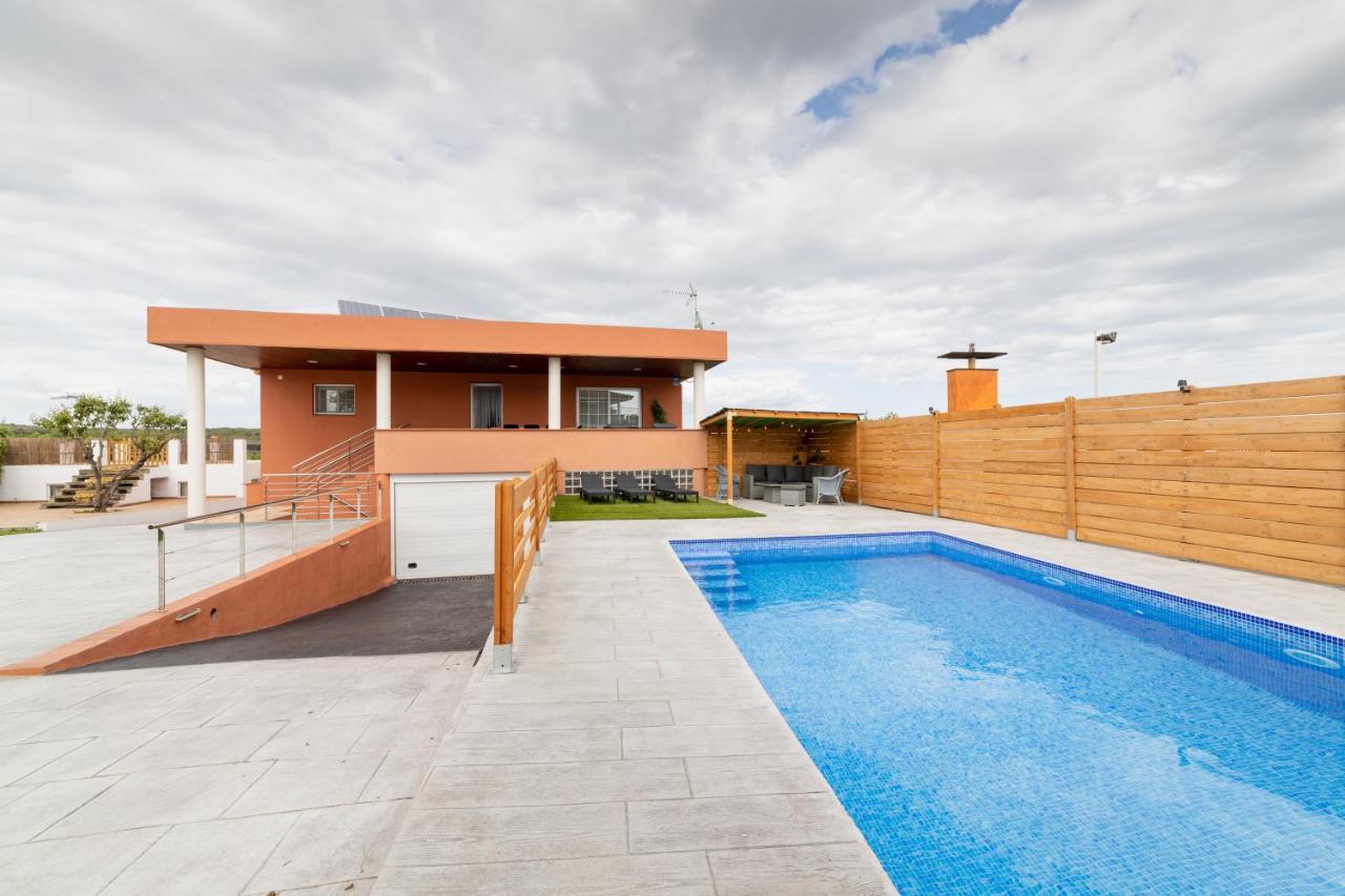 Piscina De Sal Barbacoa Wifi, Parking Gratis, 3 Min Pga Casa El Roble Villa Girona Ngoại thất bức ảnh